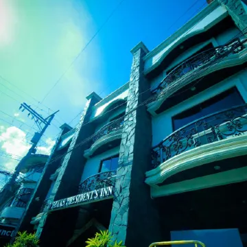 Roxas President's Inn