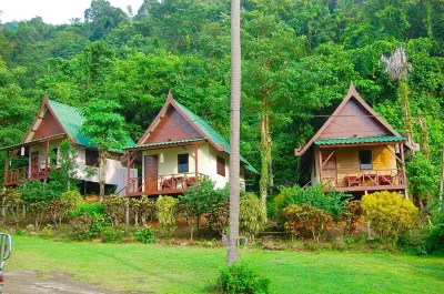 TP Hut Bungalows Hotels in 