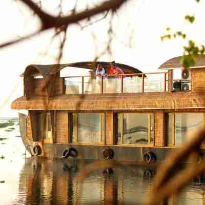 Private Houseboats Hotel Exterior