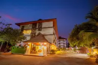 Huen Jao Ban Hotel Hotels near GEDHAVA