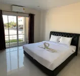 New Tara Place Lom Sak Hotel