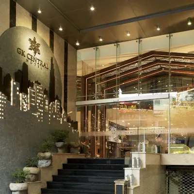 GK Central Hotel Отели рядом с достопримечательностью «Парк 30/4»