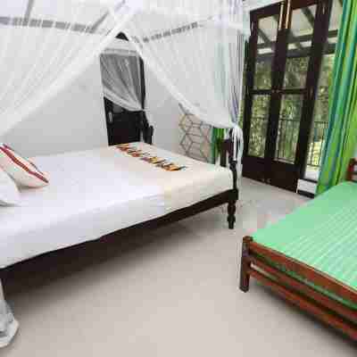 Aura Rooms