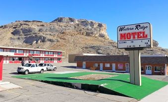 Western Ridge Motel