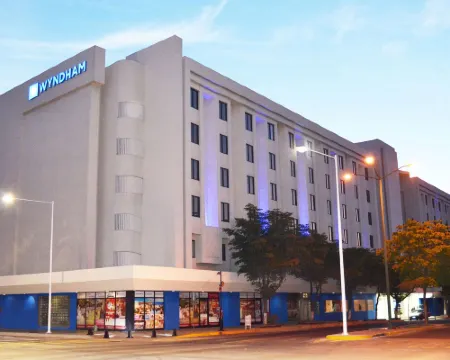 Wyndham Executivo Culiacan Hotels in Culiacan