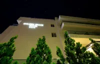 Golden Beach Hotels in Limenas Chersonisou
