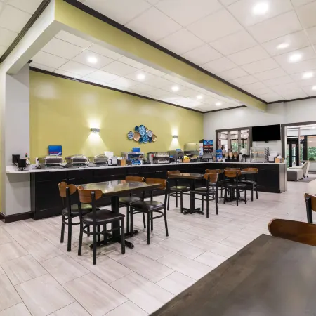 Best Western Plymouth Inn-White Mountains