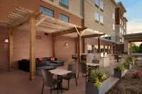 堪薩斯城賽道Homewood Suites by Hilton - 停車場