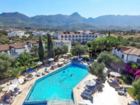 船舶酒店 凱里尼亞酒店