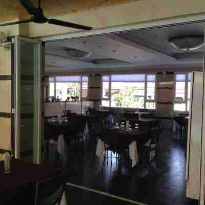 Vera Hotel Dining/Meeting Rooms