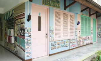 Omah Njonja Bed & Brasserie