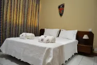 Hotel Central Hotels in Lobata