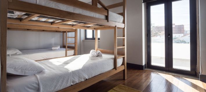Villa Caparica Hostel Hotels in Almada