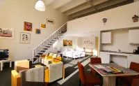 Bitter en Zoet Hotels in 