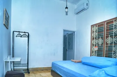 Griya Ainard Hotels near Taman Sari