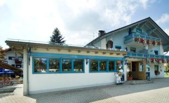 Gasthaus-Café-Pension Auerhof