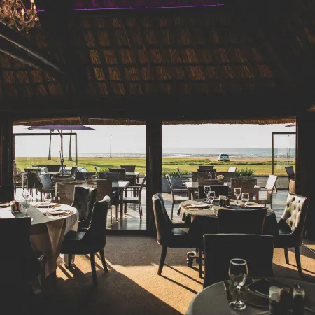 Iris Boutique Hotel Отели в г. Уолфиш-Бей