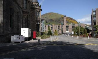 Summer Stays at The University of Edinburgh