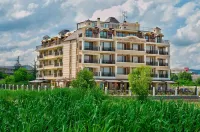 Sunny Castle Hotel - All Inclusive and Free Parking