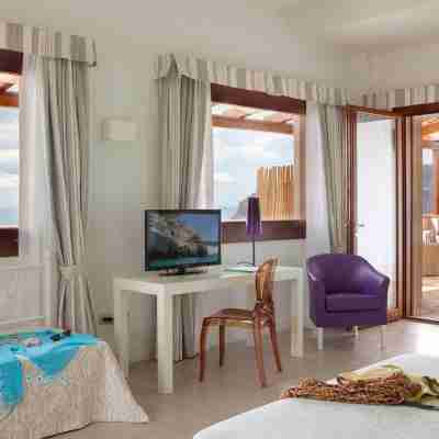 Hotel Residence Il Porto Rooms