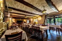 Auberge de Kerveoc'h Hotels in Douarnenez