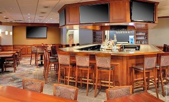 DoubleTree by Hilton Detroit - Dearborn