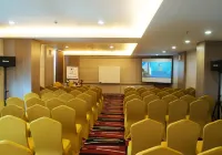 Hotel Safin Pati فنادق في Pati