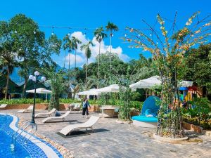 May Tropical Villa