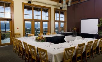 The Inn at Glenora Wine Cellars