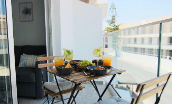 Phaedrus Living Seaside Luxury Flat Athina 113