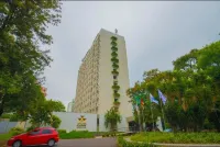 Itaimbé Palace Hotel Hotels near Barragem do Vacacaí-Mirim