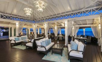 Luxury Collection at Sea Breeze Beach House by Ocean Hotels