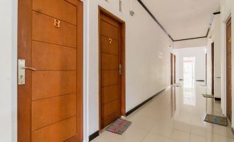 RedDoorz Near Terminal Bubulak Bogor