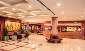 8. Hotel Me..