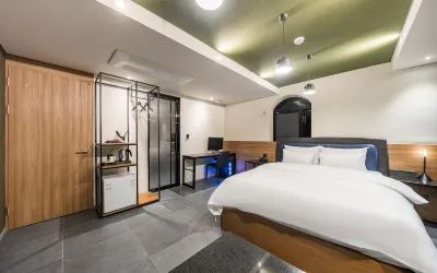 Sungshin University Station R Hotels in 