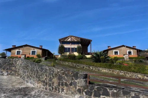 Hotel y Cabañas Una Cosita de Zacatlán فنادق في Zacatlan