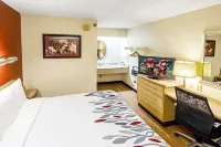 Red Roof Inn Huntington Hotels in Barboursville