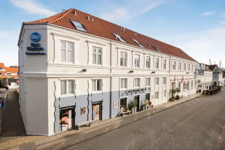 Best Western Hotel Herman Bang Отели рядом с достопримечательностью «DFDS Frederikshavn Terminal»