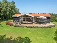 "Kai" - 500m to the Fjord Hotels in Struer