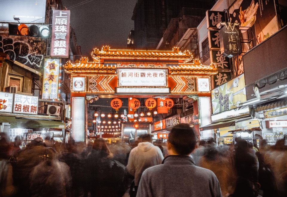 3. 더 쿠스 호텔 ..