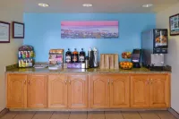 Edgewater Inn and Suites - breakfast