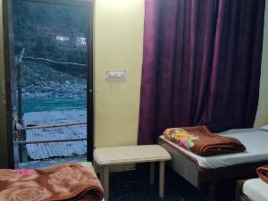 Ganga Darshan Guest House