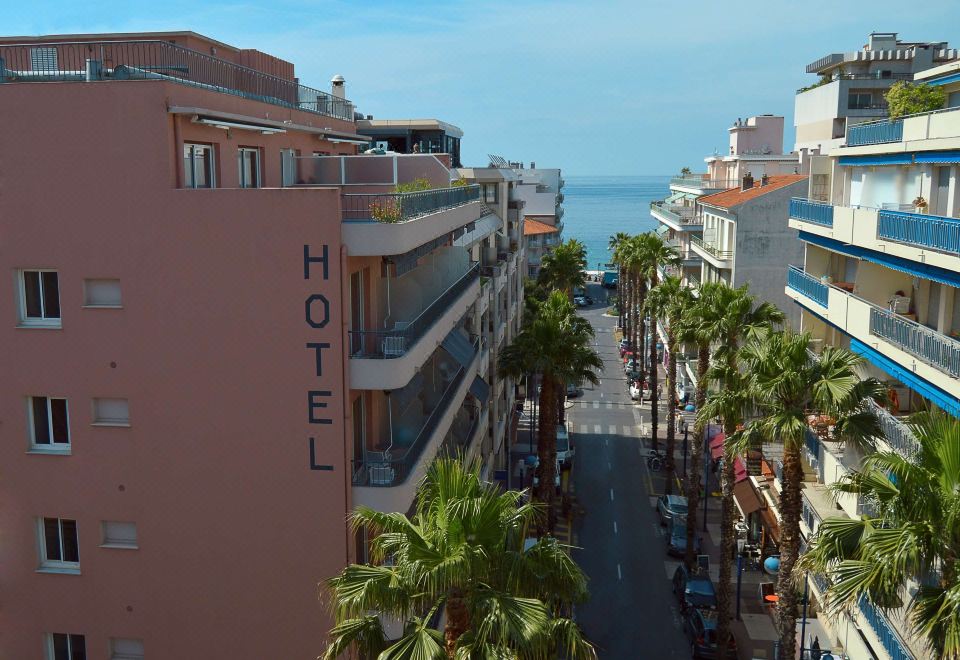 hotel overview picture
