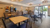 Best Western Plus Hudson I-94 - breakfast
