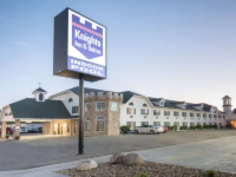 Knights Inn Grand Forks Hotels in Grand Forks