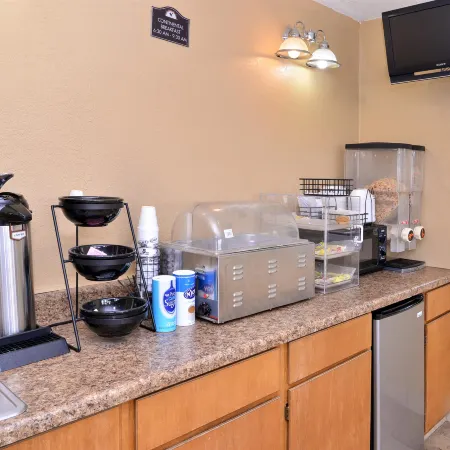 Americas Best Value Inn Schulenburg