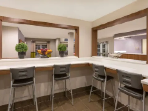 Microtel Inn & Suites by Wyndham Richmond Airport Hotéis em Sandston