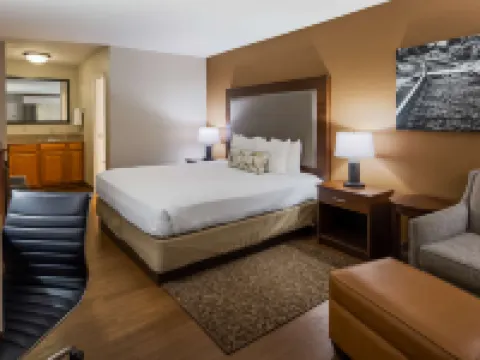 Best Western Shenandoah Inn ニューナンのホテル