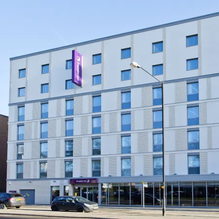 Premier Inn Slough Central South