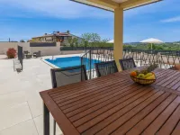 Villa Dora - Pools